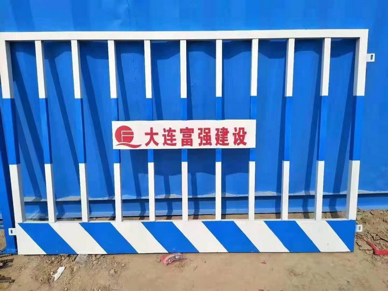 金昌双板竖管基坑护栏